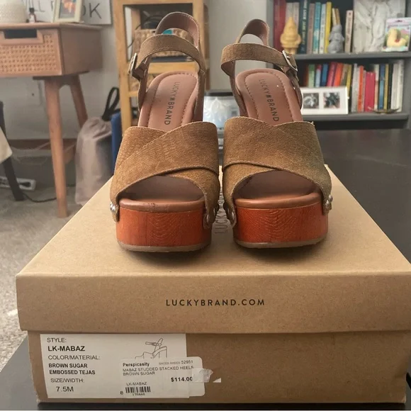 Lucky Brand Platform Heel Sz 7.5 - Picture 2 of 3